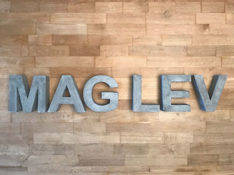 MAG-LEV Audio - Der schwebende Plattenteller Plattenspieler